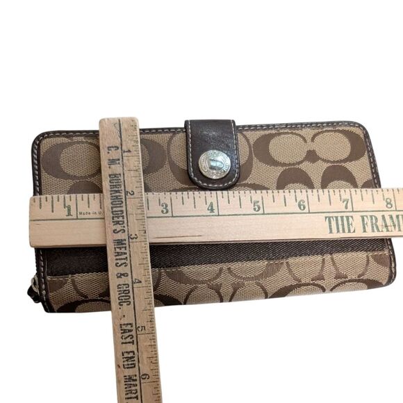 Coach Brown Signature Wallet logo canvas leather trim brown design secure clasp - Picture 3 of 11